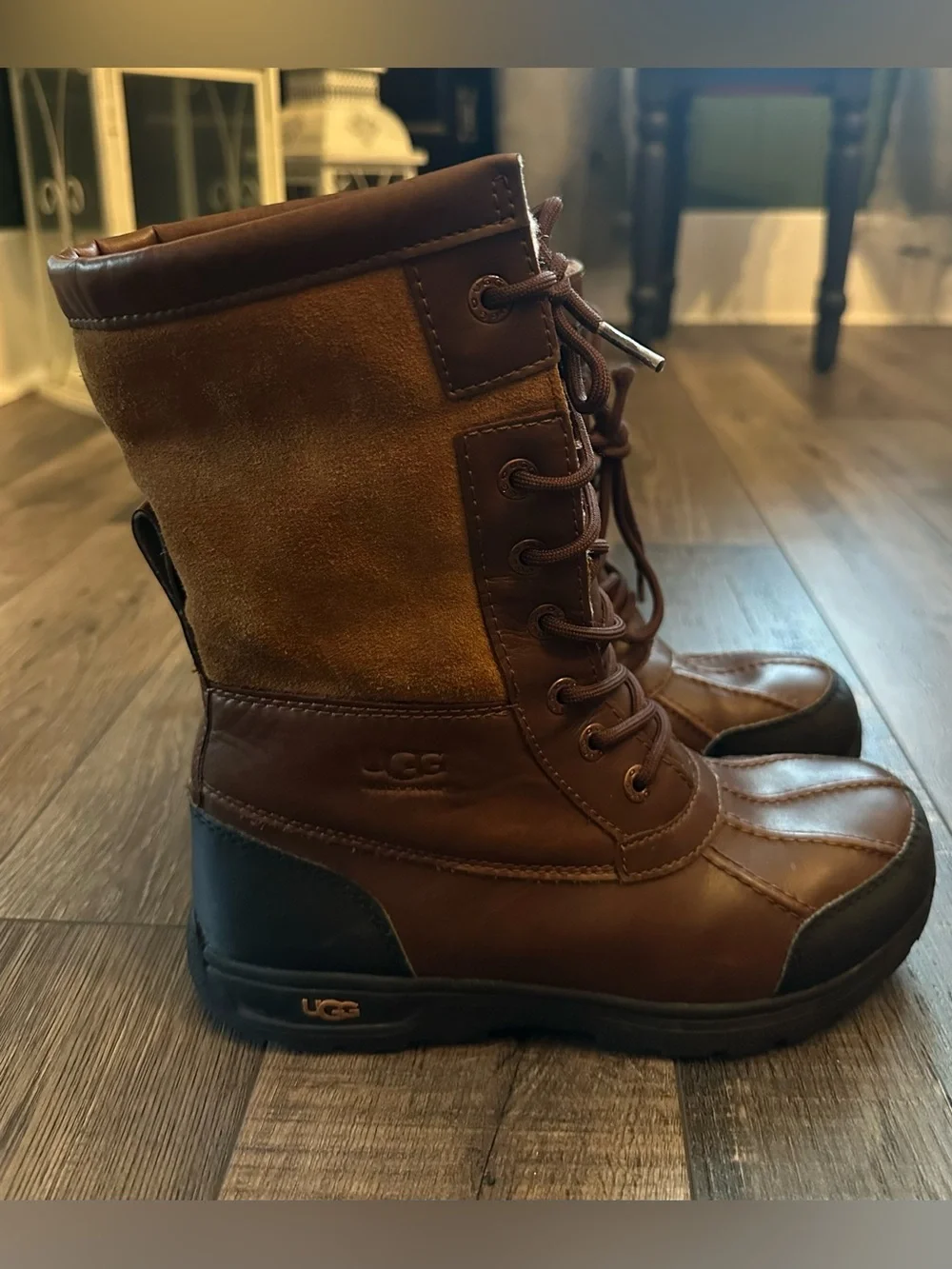UGG Australia Kids Waterproof Butte II CWR UGG Boot Size 4